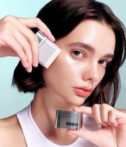 Антивіковий мультифункціональний бальзам-стік VT з PDRN VT PDRN Essence Stick Balm 9,5g vtc005 фото
