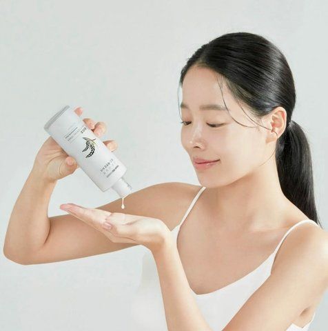 Тонер з екстрактом рису THANK YOU FARMER Rice Pure Essential Toner 200 ml thf001 фото