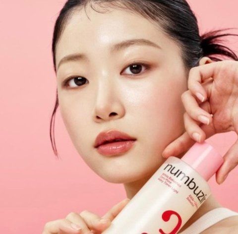 NUMBUZIN] NO.3 BIFIDA BAKUCHIOL ZERO PORE MILKY TONER LIGHT 200 ML ІНТЕНСИВНИЙ МОЛОЧНИЙ ТОНЕР ДЛЯ ЗМІЦНЕННЯ БАР'ЄРА ШКІРИ numb0010 фото